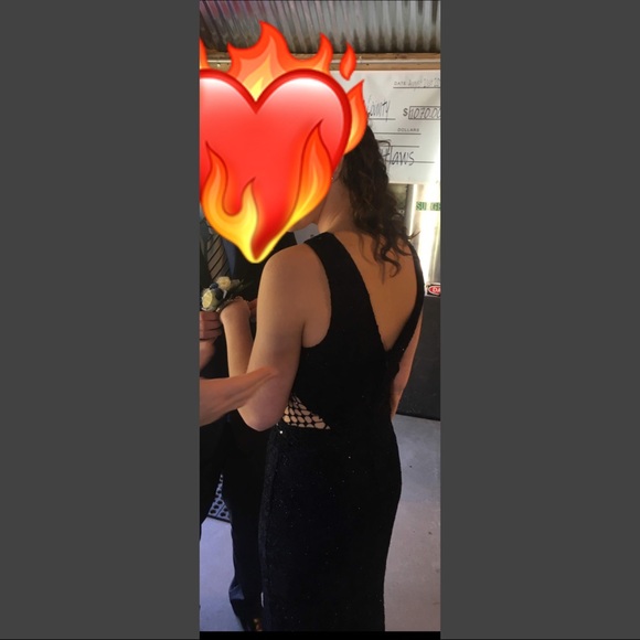 Navy blue prom/homecoming gown - Picture 10 of 10